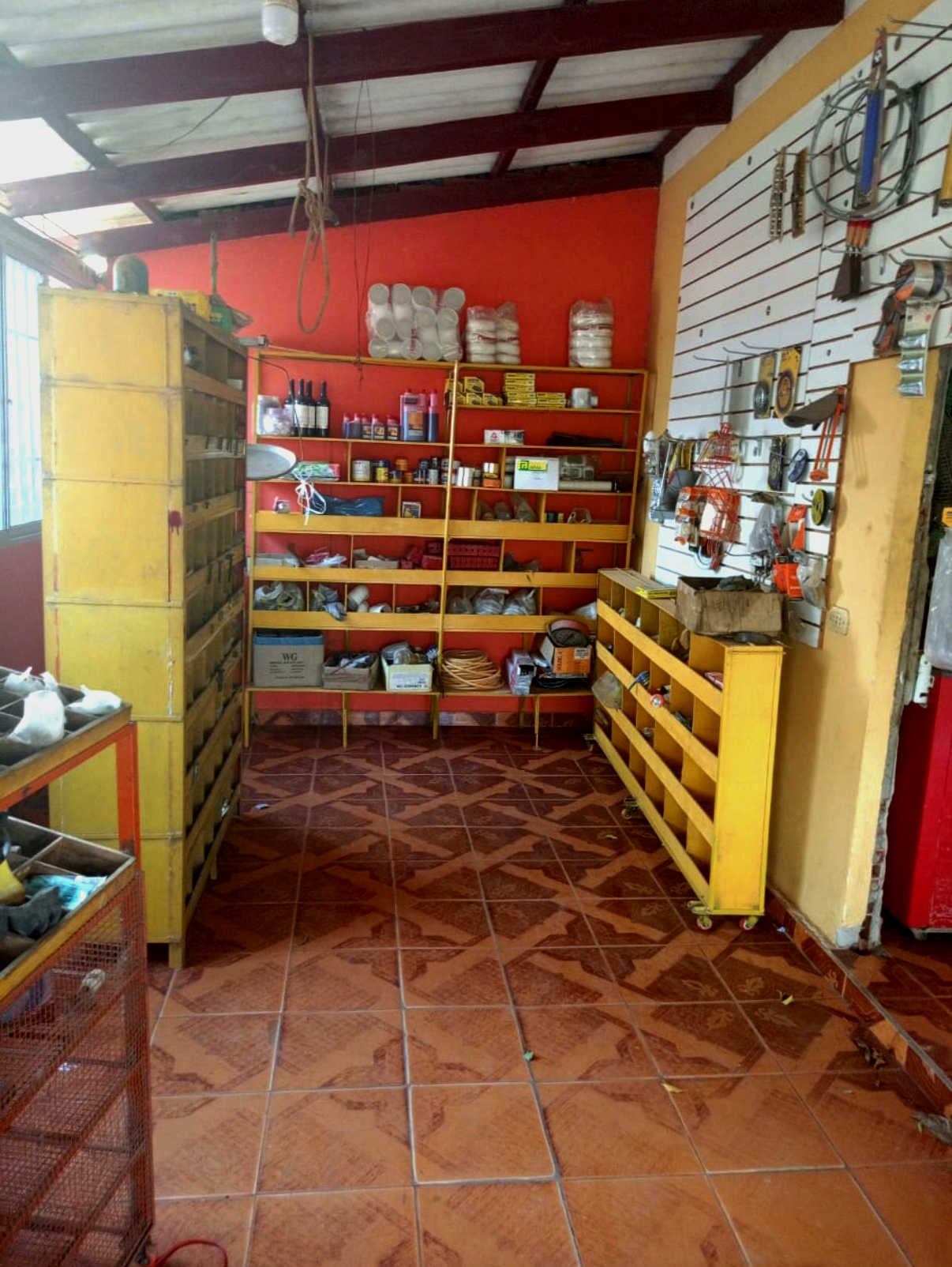 Motocicleta deportiva negra